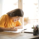 Quelle formation choisir pour travailler dans l&rsquo;IA sans être ingénieur ?